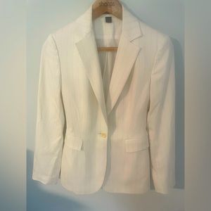 Express cream grey pinstripe wide leg womens suit. Size 2 pant length long.